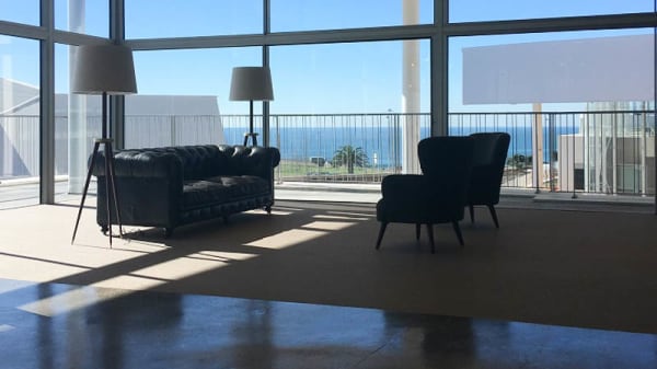 Vista da sala - Azure, Carcavelos