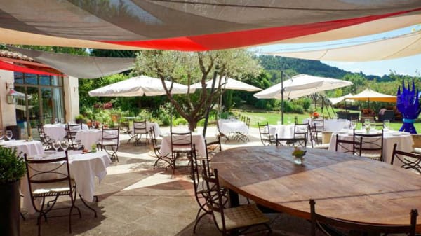 Restaurant La Feniere A Cadenet Avis Menu Et Prix