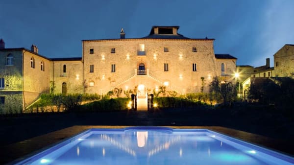 Castello Di Montignano Materiaprima Restaurant In Massa Martana Restaurant Reviews Menu And Prices Thefork
