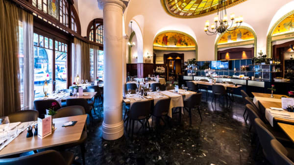 Astra Hotel Brasserie Historique La Coupole 1912 In Vevey Restaurant Reviews Menu And Prices Thefork