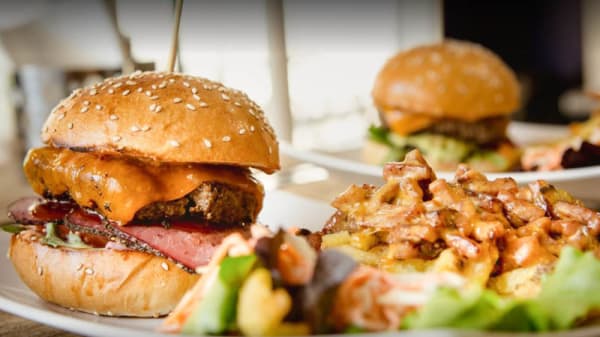 Le Bistrot Burger In Ivry Sur Seine Restaurant Reviews Menu And Prices Thefork