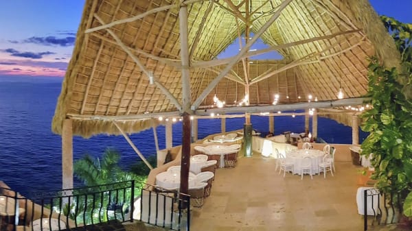 Le Kliff In Boca De Tomatlan Restaurant Reviews Menu And Prices Thefork