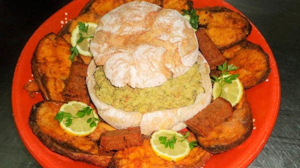 Prato - Manjar do Mar, Vila de Prado