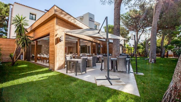 Host Et Vinum Le Clos Des Pins In Canet En Roussillon Restaurant Reviews Menu And Prices Thefork