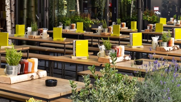 hans im gluck burgergrill bar starnberg georgenbach in starnberg restaurant reviews menu and prices thefork