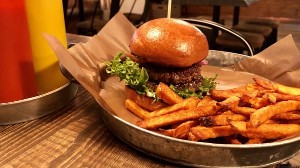 The Burger i Göteborg Restaurangens meny, öppettider BUFFALO GRILL, Paris Omdömen om restauranger Tripadvisor