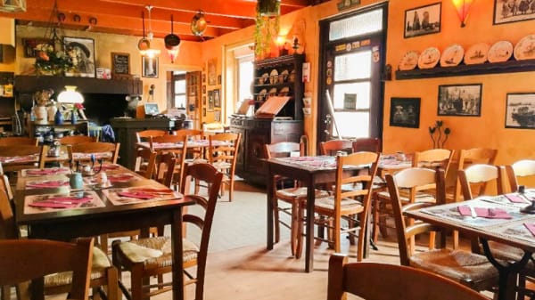 Le Temps Des Cerises In Tonquedec Restaurant Reviews Menu And Prices Thefork