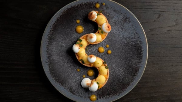 l alcove hotel le louis versailles chateau in versailles restaurant reviews menu and prices thefork