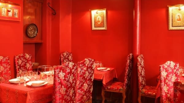 Katmandou Cafe In Paris Restaurant Reviews Menu And Prices Thefork
