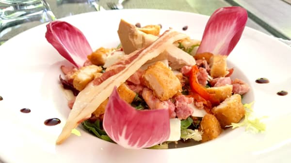 Au Petit Bonheur In Le Grau Du Roi Restaurant Reviews Menu And Prices Thefork