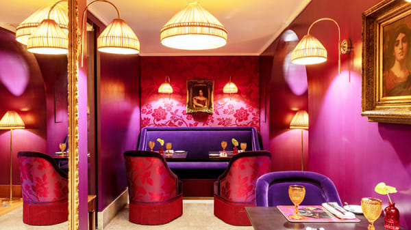 Sala - Canto Redondo - Bar, Terrace & Lounge, Amarante