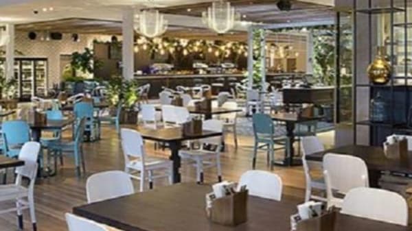 Garden Kitchen B In Broadbeach Qld Restaurant Reviews Menu And Prices Thefork