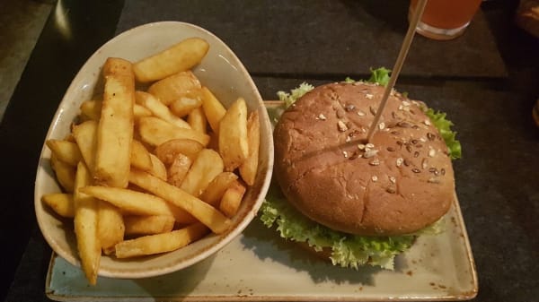 hans im gluck burgergrill bar koln mediapark in cologne restaurant reviews menu and prices thefork