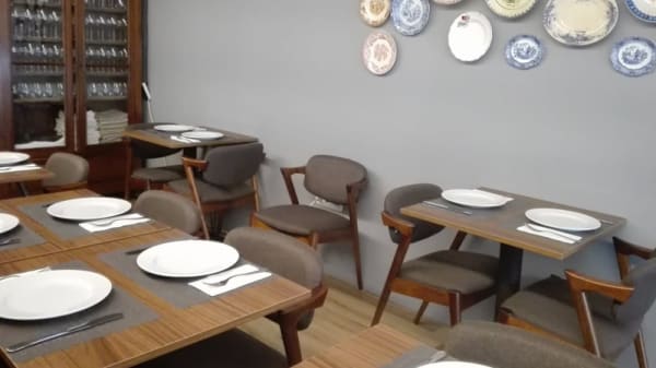 Sala - Pecado da Sé, Braga