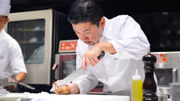 Le Village Tomohiro Uido In Marly Le Roi Restaurant Reviews Menu And Prices Thefork