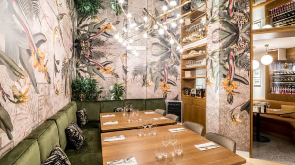 La Place Longchamp In Paris Restaurant Reviews Menu And Prices Thefork