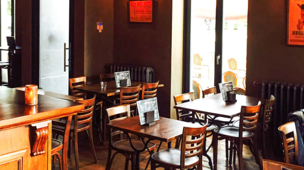 le bistro boulevard de waterloo