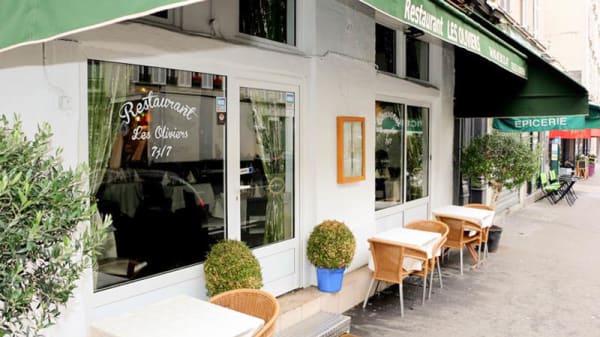 Les Oliviers In Paris Restaurant Reviews Menu And Prices Thefork