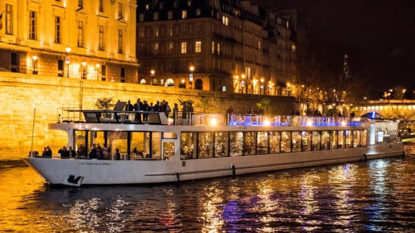 La Croisiere De Paris Le Diner Festif In Paris Restaurant Reviews Menu And Prices Thefork