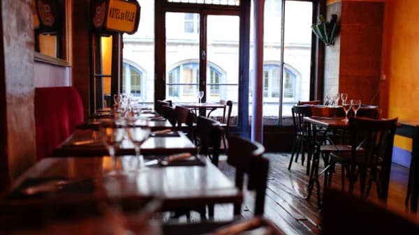 Le Coupe Gorge Paris In Paris Restaurant Reviews Menu And Prices Thefork