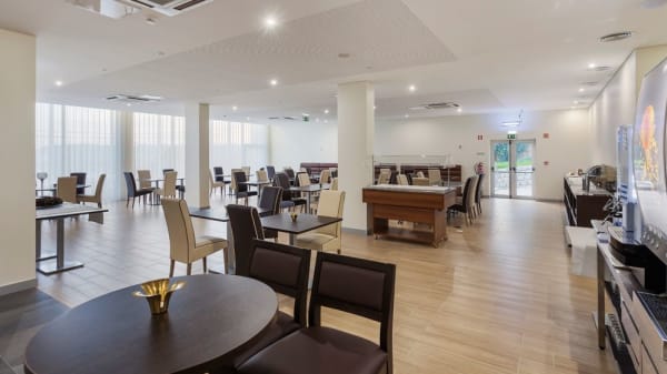 Vista do interior - Restaurante São Pedro (In Gold Hotel), Águeda