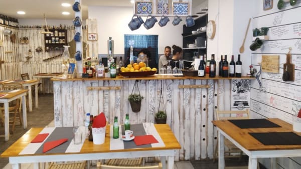 Sala - Bulha Bolhão, Porto