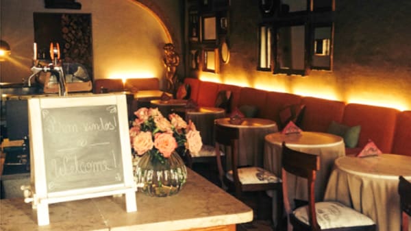 sala - Sussegad, Colares