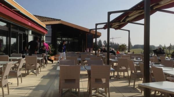 La Brasserie Du Golf Hotel Mercure In Seilh Restaurant Reviews Menu And Prices Thefork