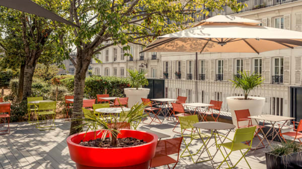 Mercure Paris Montmartre Le Bar Lounge In Paris Restaurant Reviews Menu And Prices Thefork