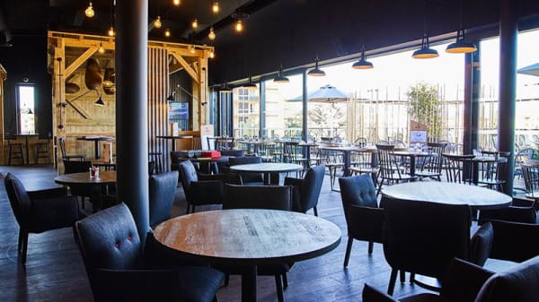 Daddy Poule In Tassin La Demi Lune Restaurant Reviews Menu And Prices Thefork