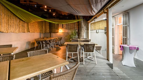 Restaurant Les Terrasses De Moroni Mamoudzou A Marseille A Marseille 13003 Avis Menu Et Prix Sur Thefork Lafourchette
