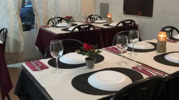 Vista da sala - Botequim o Encontro, Lisboa