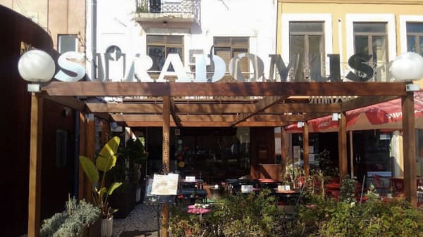 Entrada - Ostradomus, Setúbal