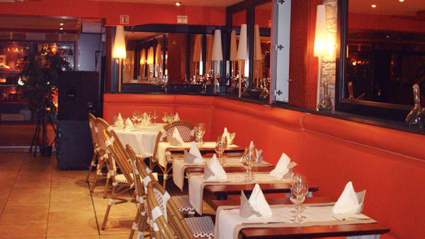 Restaurant Le Moliere A Versailles Menu Avis Prix Et Reservation