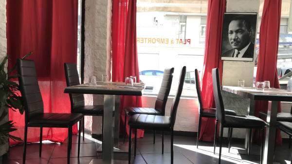 L Escale Pour La Paix In Paris Restaurant Reviews Menu And Prices Thefork