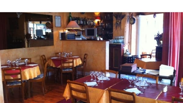Auberge De La Reine In Boulogne Billancourt Restaurant Reviews Menu And Prices Thefork