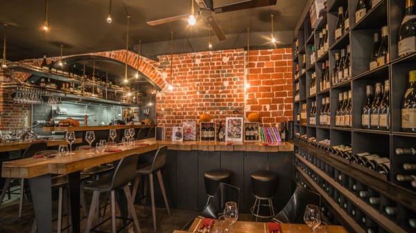 Caulet Flori Le Puy En Velay Restaurant Avis Numero De Telephone Photos Tripadvisor