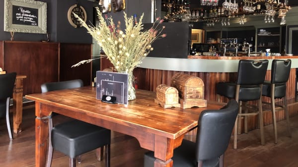 Betty S Cuisine In Samenwerking Met Luxhoor In Rotterdam Restaurant Reviews Menu And Prices Thefork