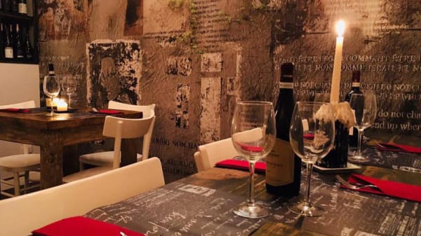 Essenza Wine Bar In Rome Restaurant Reviews Menu And Prices Thefork For example, pinot noir goes well with a wide range of foods particularly grilled foods. essenza wine bar in rome restaurant