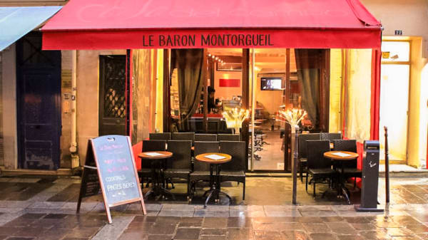 Le Baron Montorgueil In Paris Restaurant Reviews Menu And Prices Thefork