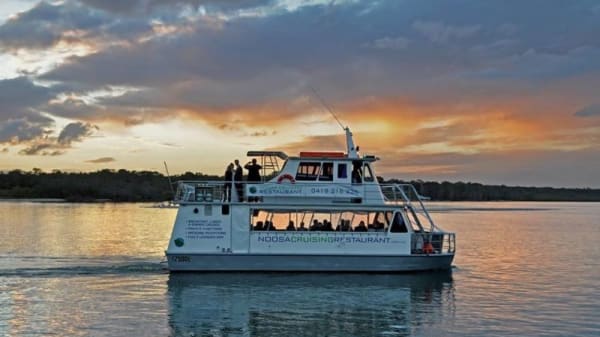 Noosa Cruising Restaurant In Tewantin Qld Restaurant Reviews Menu And Prices Thefork