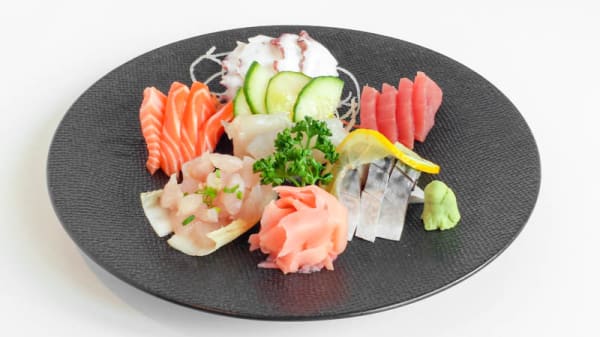 Shinjuku In Neuilly Sur Seine Restaurant Reviews Menu And Prices Thefork