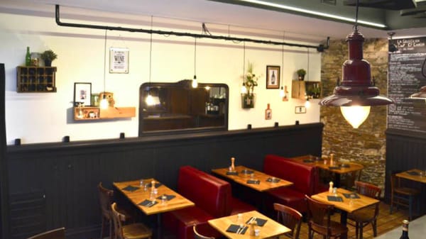 Au Coup D Canon In Nantes Restaurant Reviews Menu And Prices Thefork