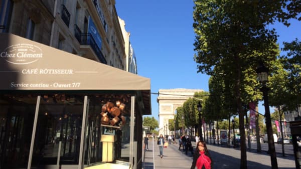 Chez Clement Cafe Rotisseur Champs Elysees In Paris Restaurant Reviews Menu And Prices Thefork