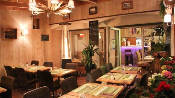 ma cabane sur le port in capbreton restaurant reviews menu and prices thefork