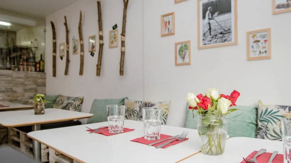 Yves Restaurant In Aix En Provence Restaurant Reviews Menu And Prices Thefork