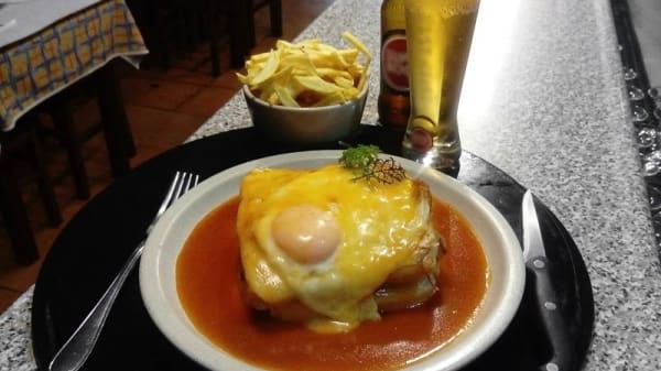 Francesinha do Agulheta - Taberna do Agulheta, Póvoa de Varzim