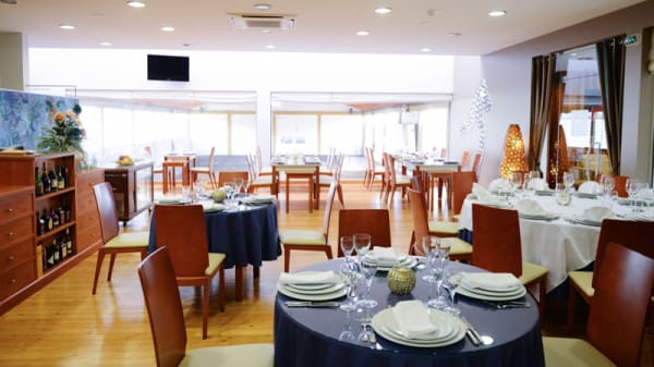 Sala - Restaurante Picadeiro, Pte. de Lima