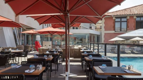 Le Victor Cafe New Hotel Of Marseille In Marseille Restaurant Reviews Menu And Prices Thefork