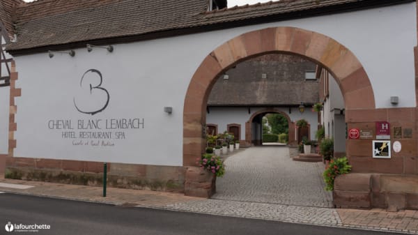 Vue de la salle - Auberge du Cheval Blanc, Lembach